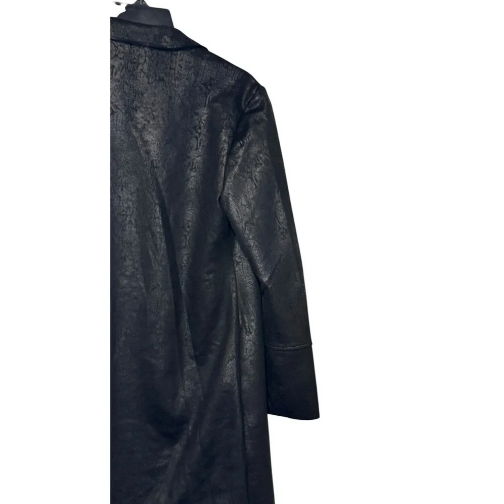 Tahari brand material